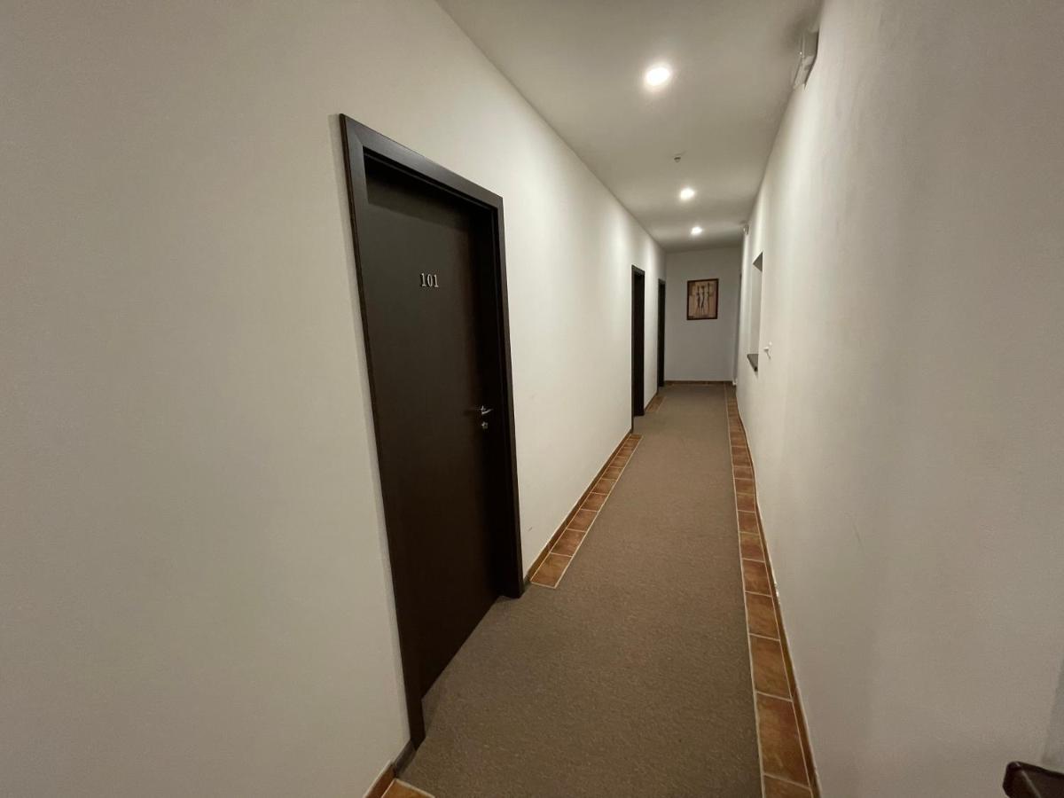 ubytování v centru města Kadaně Exterior foto
